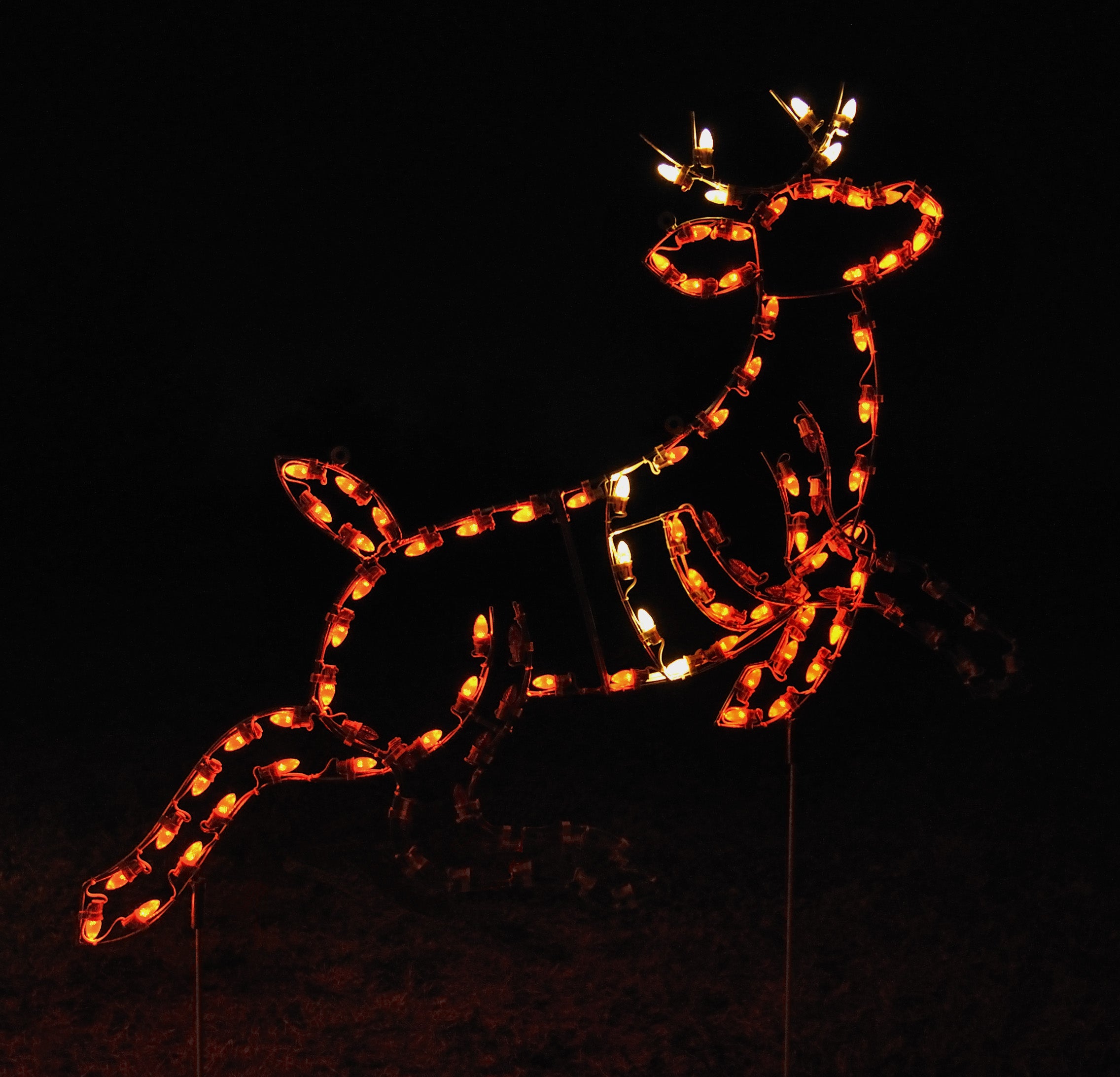 Lead Reindeer Motif  (1212-N)